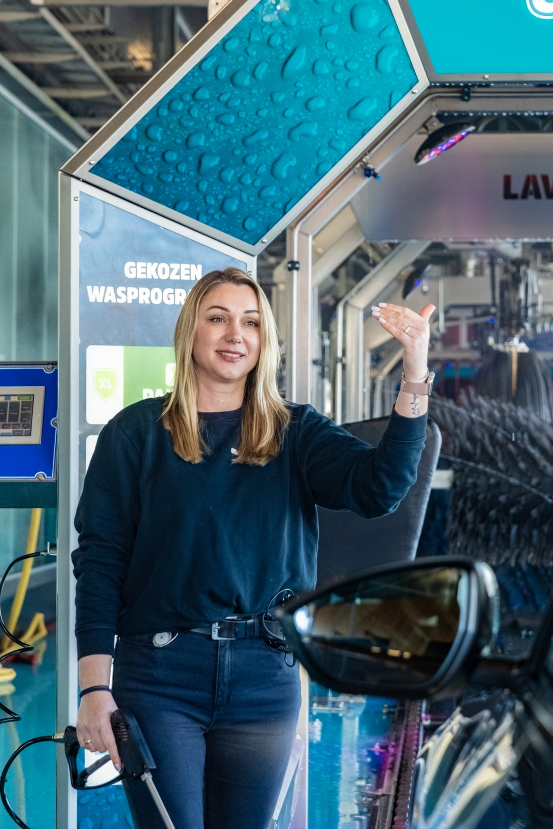 Carwash XL Veen introduceertXL PANTSER